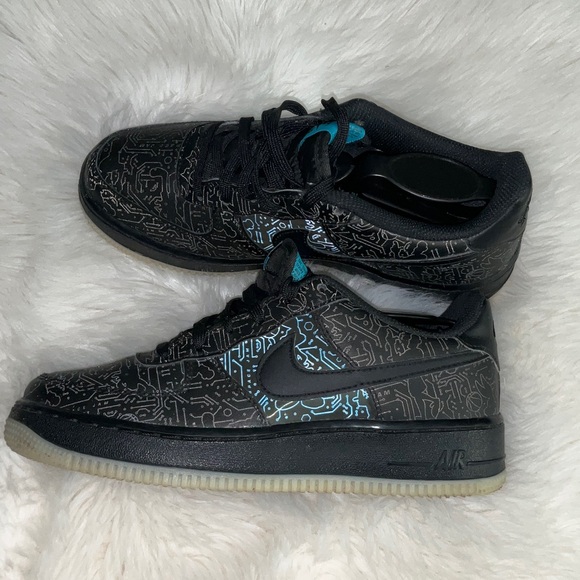 Nike AIR FORCE 1 X SPACE JAM Sneakers - Picture 4 of 10